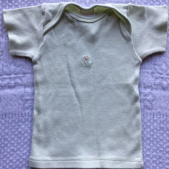 8/15 Light green baby t-shirt - Picture 1 of 3
